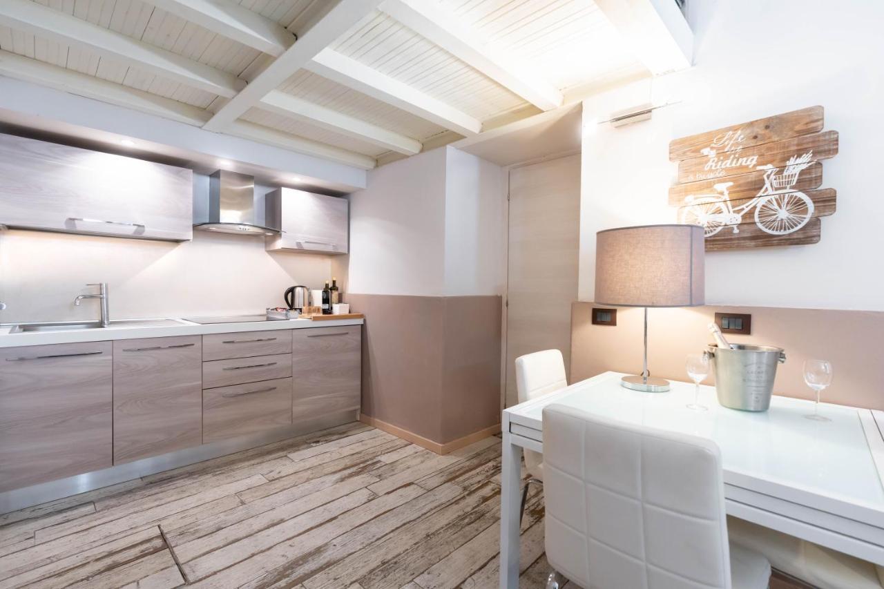 Romeo And Juliet Apartments Verona Bagian luar foto